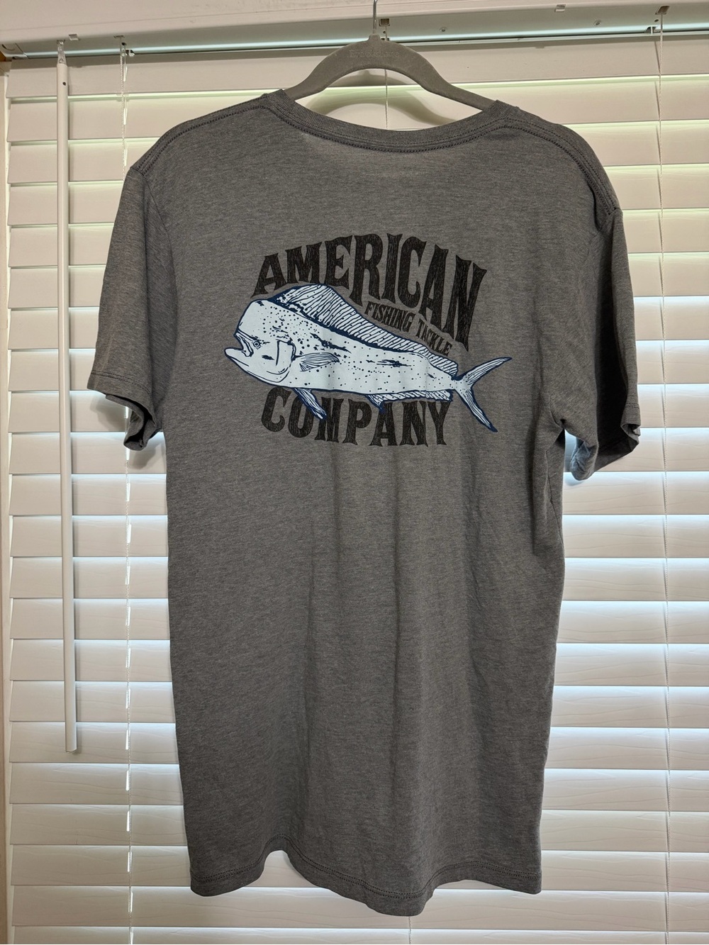 Men's Aftco grey shirt size medium
